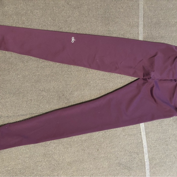 High-Waist Airbrush Legging Dark Plum EUC - Picture 4 of 8